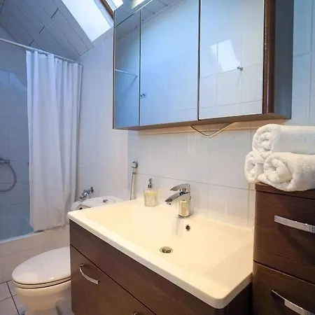 With Chair & Sea Tatil Evi *