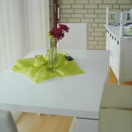 Tatil Evi With Chair & Sea *